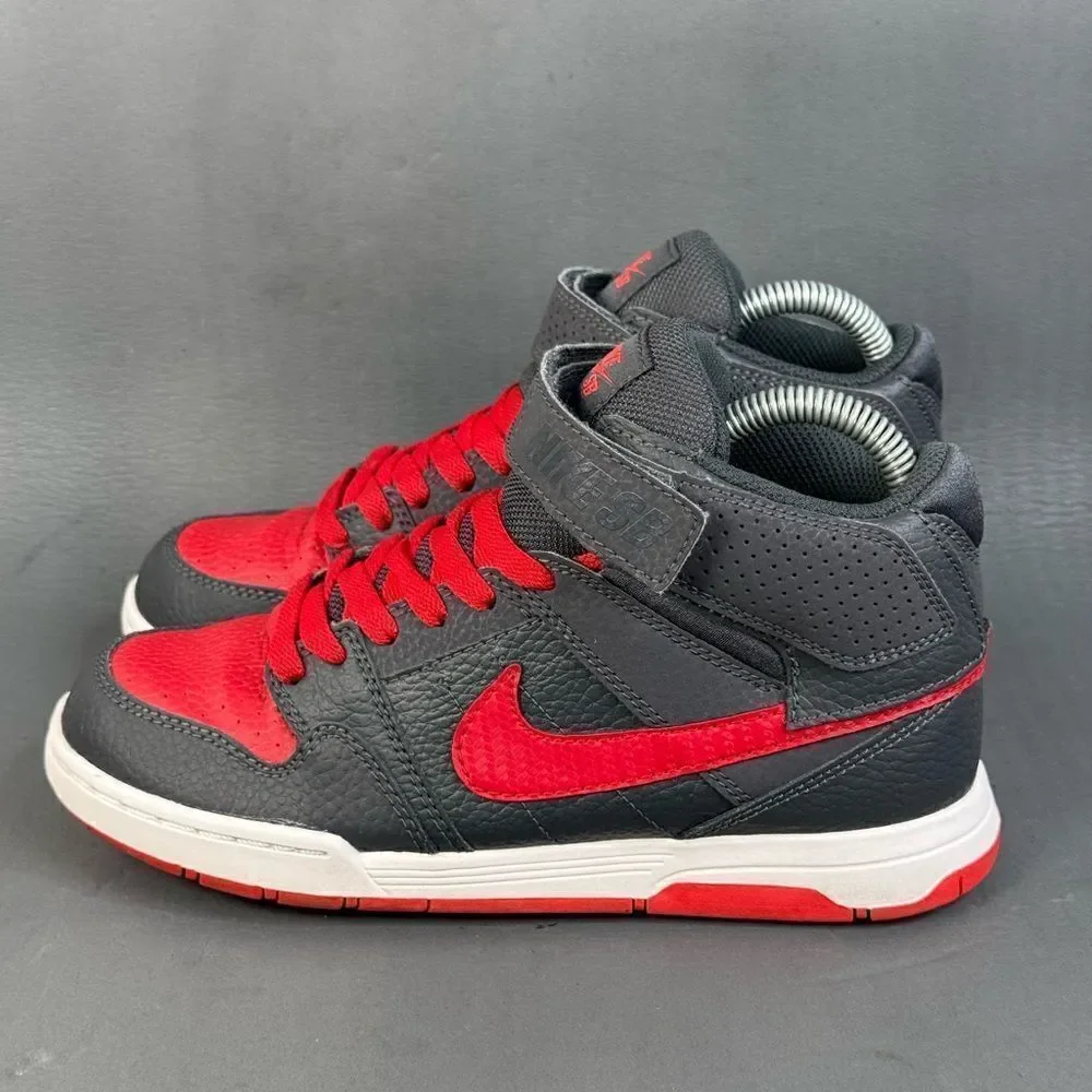 Nike Mogan Mid 2 SB GS 'Black Gym Red' youths size 4 (Y4)